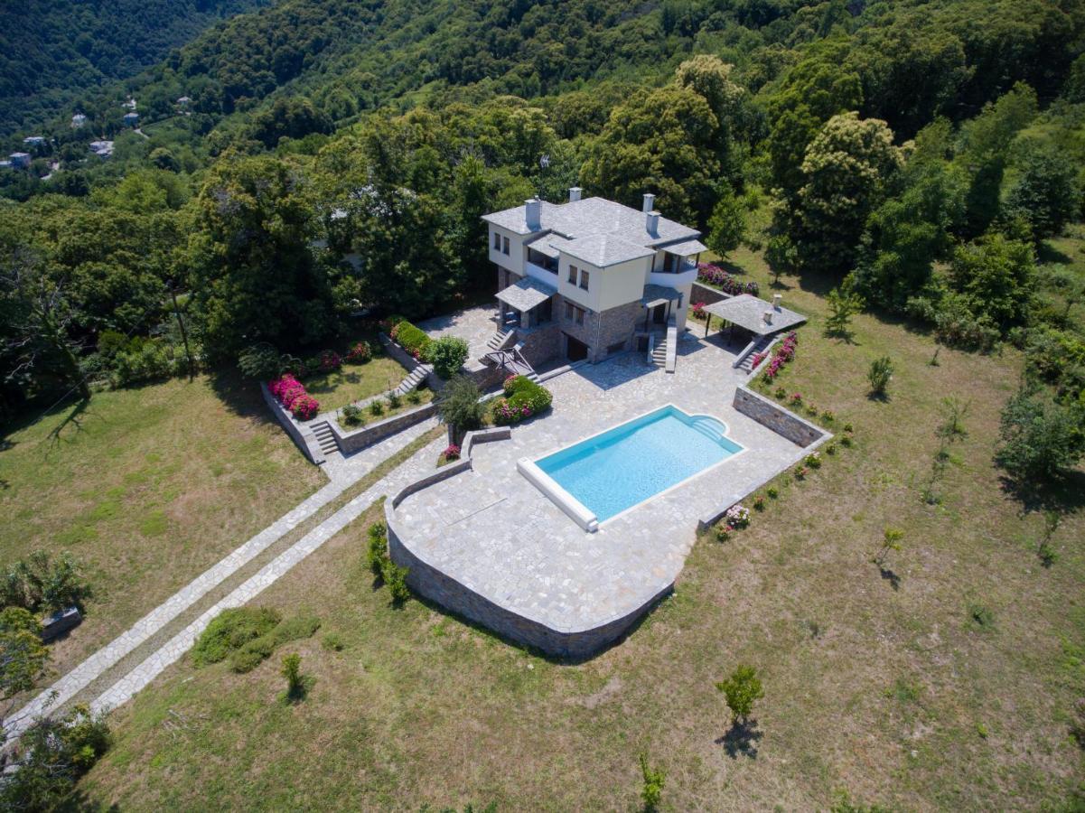 Luxury Villa With Pool In Tsagarada Luaran gambar